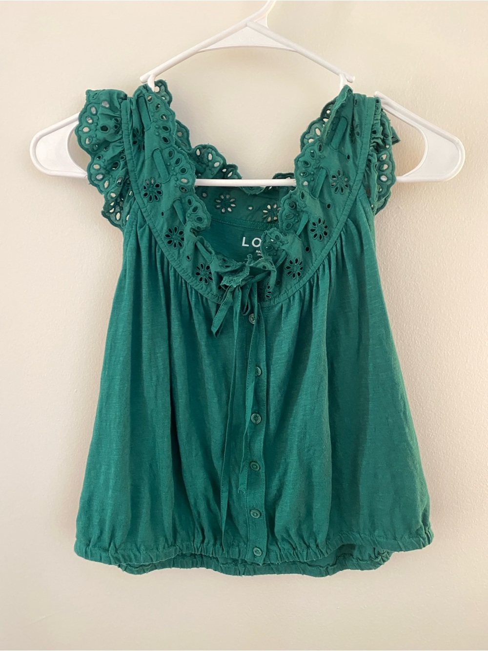 LOFT Green Eyelet-Trim Sleeveless Blouse size medium